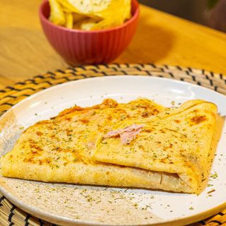 Crepe Pizza