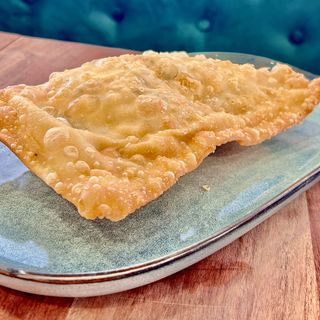 Pastel Brasileiro Pizza