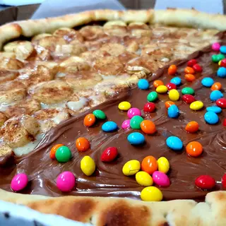 Pizza Banana caramelada