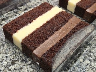 SLICE CAKE PRESTÍGIO