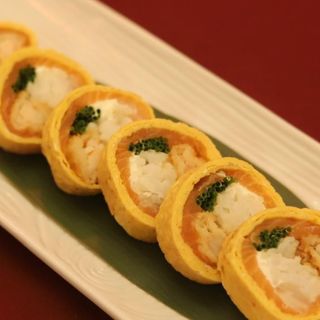 Tamago Maki 8 PCS