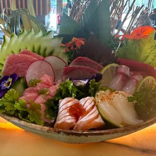 Sashimi Mori Wase 18 PCS