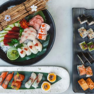 Sushi & Sashimi 50 PCS