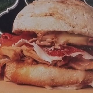 Sande Artesanal Especial com doce de abóbora e queijo amanteigado sem lactose