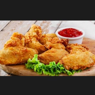 8.Asas de frango frito