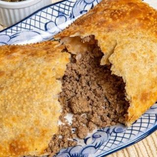 Pastel de Carne c/Queijo