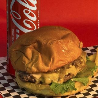 SMASHED CHEESE BURGER