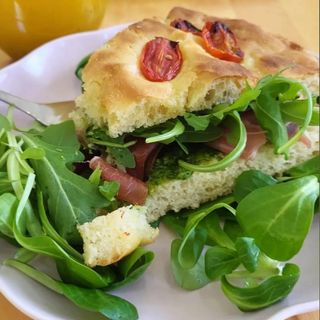 Focaccia de presunto