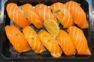 Caixa Nº7 Nigiri Clássico (10 Peças)