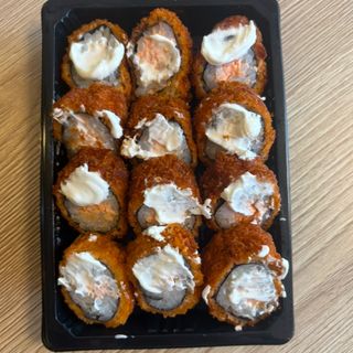 M7A Sushi frito com queijo creme