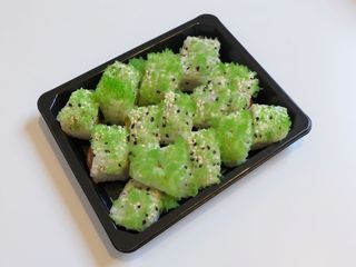 M50 Califórnia Salmão C/ Ovas de Verde Por Cima