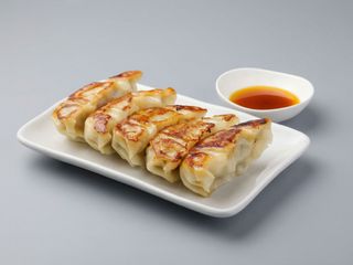 M56C Giozas Frita de Carne De Porco Misto Legumes
