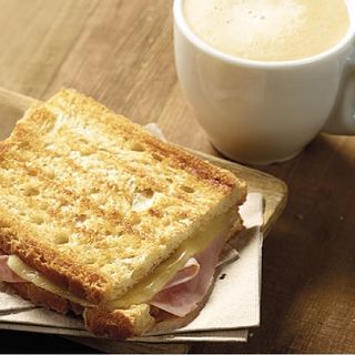 Tosta Mista  + Galão