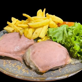 Hambúrguer Duplo no Prato