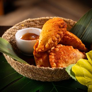 Pastel de pulled pork e manga