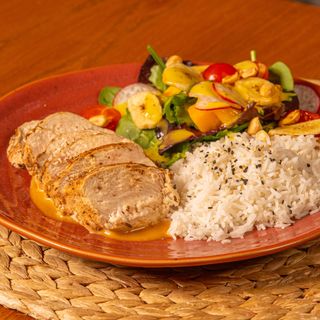 Peito de Frango Jerk com Molho Piri-Piri