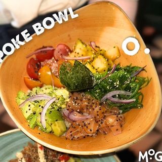 Poke Salmão Tropical