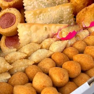 15 Mini Salgados fritos