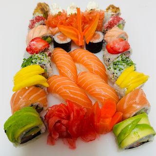 M4 Menu Combinado 28 un