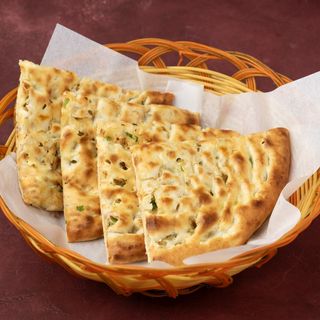 25. Punjabi Special Naan