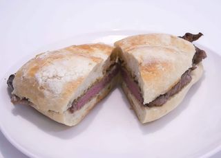 Prego Pão