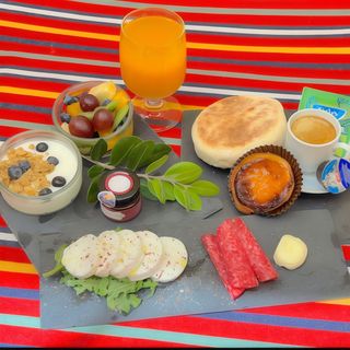 Desert Island Breakfast