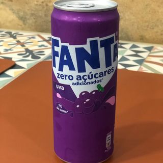 Fanta uva 0