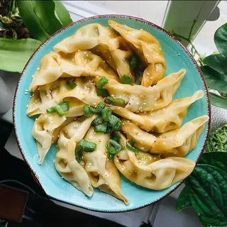 6 Vegetable Gyosa - inclui molho