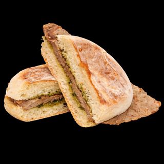 Prego no bolo de caco c/Batata Frita