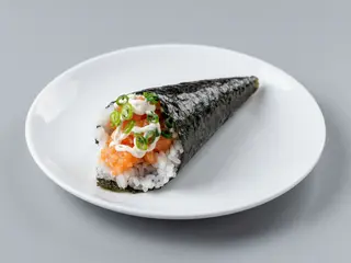 Temaki de Salmão e Philadelphia