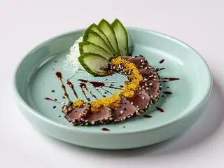 Sashimi Maguro Tataki 10 un