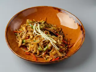 Chow Mein de Frango