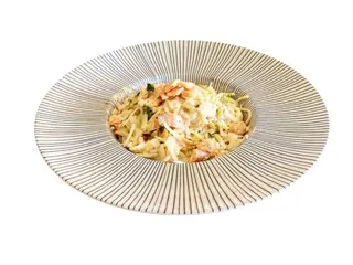 Spaghetti carbonara de salmão
