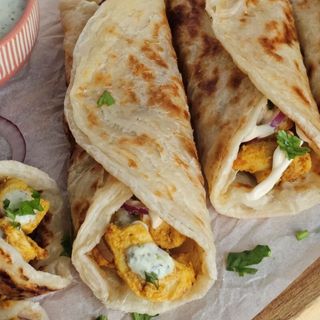 Paratha Roll Frango (2 uni.)