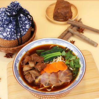 Ramen Ensopado de Vitela