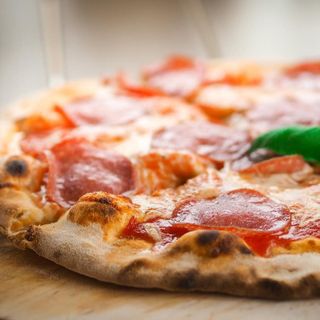 Salame Pizza