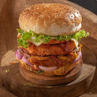 Crispy Chicken Cheese Burger Especial