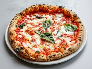 Margherita supreme Medium 