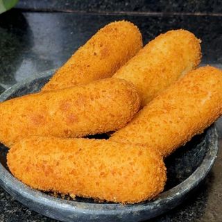 Enroladinho de salsicha