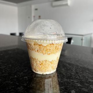 Bolo no pote branquinho 