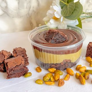 Torta de Browner com creme de Dubai