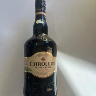 Carolyn’s 70 cl