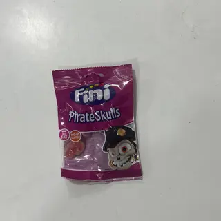 Fini pirates skulls
