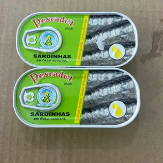 Sardinhas em oleo vegetal BRAND