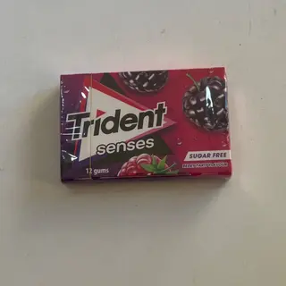 Trident 12 gums strawberry
