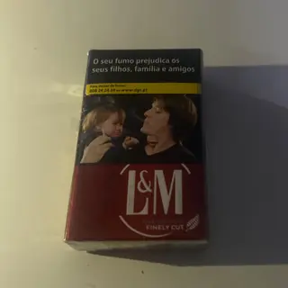 L&M red