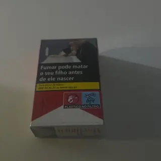 Marlboro red box normal