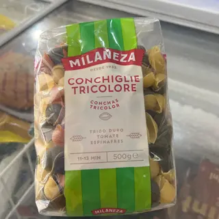 Milaneza conchas tricolor