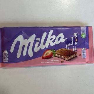 Milka strawberry