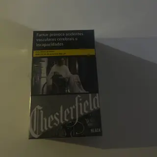 Chesterfield preto box